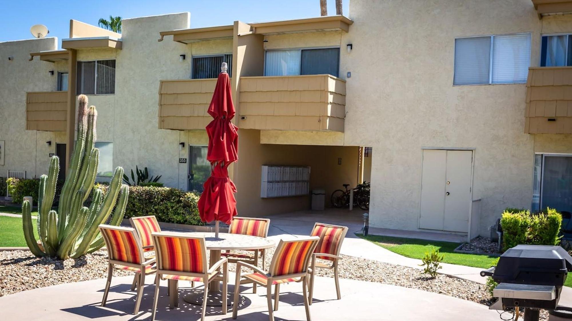 Updated Condo In A Old Town Scottsdale Location Kültér fotó